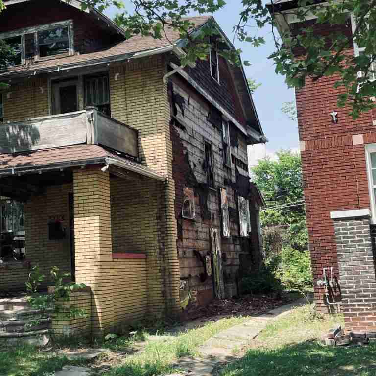 3328 Blaine (15).jpg